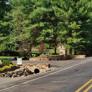 Natural Stone Mailbox/Walls and Courtstone Drive