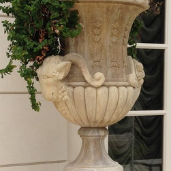 Planters and Urns - Products