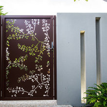side gate