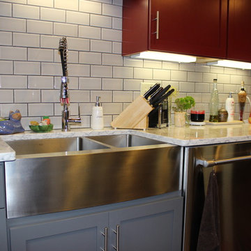 Kitchen Design: Dura Supreme Cabinetry, Viatera Rococo Quartz Counter