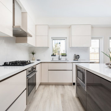 Modern high-gloss kitchen