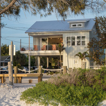 Beach Style Exterior