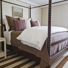 mom bedroom