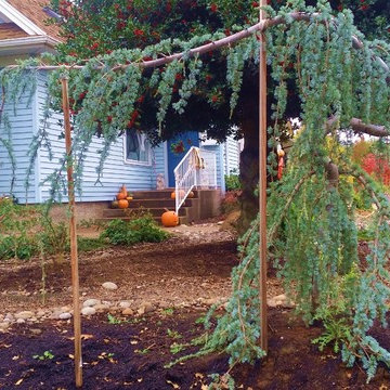 Woodstock Craftsman Cottage Rain Garden