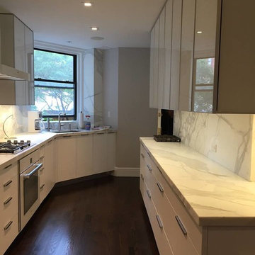 NYC custom kitchen, bathroom vanities & mirrors and mantle.