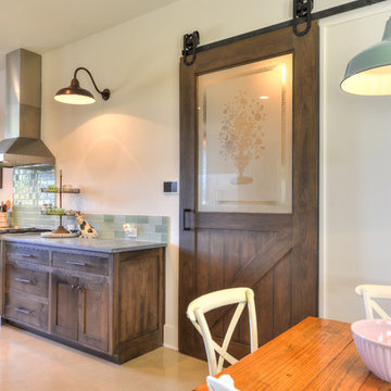 Modern Simplicity on an private ranch