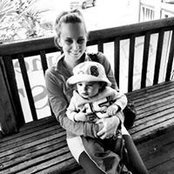 Cara Hall's photo