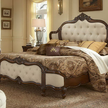 Traditional Bedroom