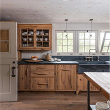 Lake Kitchen