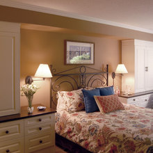 suite bedroom