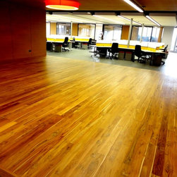 Caracol TV - Hardwood Flooring