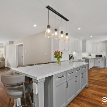 Mississauga Open Concept Main Floor