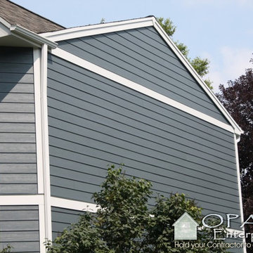 James Hardie Evening Blue & Arctic White - Naperville.