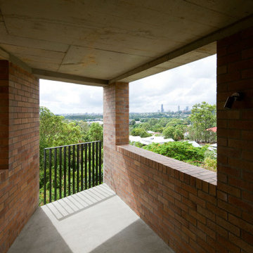 Newmarket Valley House