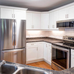 Nouveau Shaker | Matte White Cabinetry - Kitchen Cabinetry