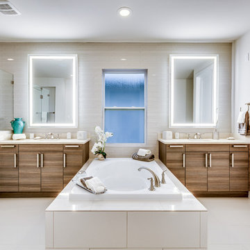 Royal Oaks Courtyard Villas
