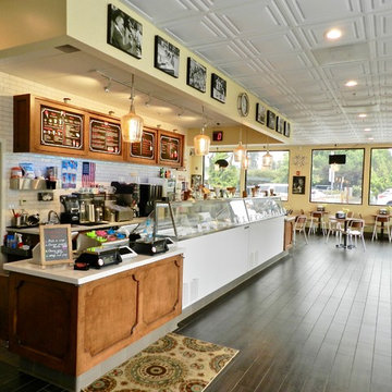 CRUZ CREAMERY / ICE CREAM & FROZEN YOGURT SHOP