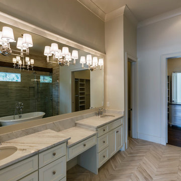 Beautiful Golf Course/Lakefront home in Regatta Bay Golf and Yacht Club