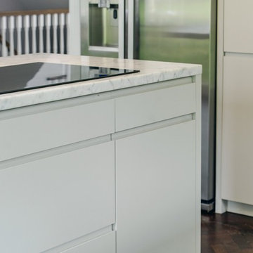White Modern Kitchen