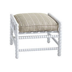 SPINDLE OTTOMAN - WHITE - Footstools And Ottomans