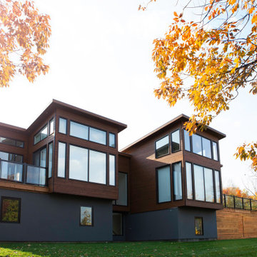 Custom build on Sturgeon Lake.