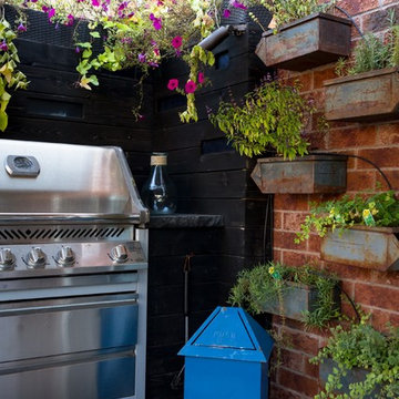 Small Backyard for Entertaining