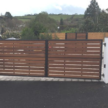 Gate