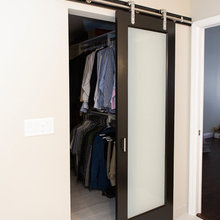 Sliding Door.