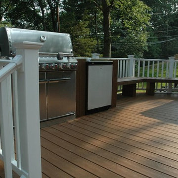 Custom Trex Deck with Bench (Long Island/NY):