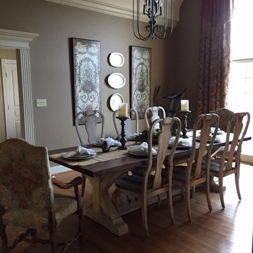 Trestle X-Leg Table