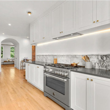 Capitol Hill Rowhouse Renovation with Bertazzoni