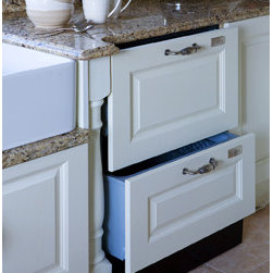 cream painted - Kitchen Cabinetry