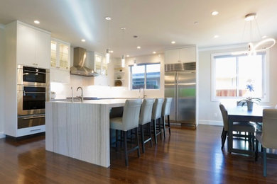 Inspiration for a contemporary kitchen remodel in San Francisco