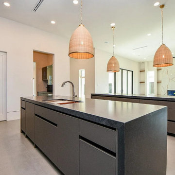 Modern Glass & Light: A Custom Design-Build Houston Beauty