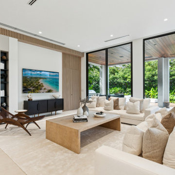 Contemporary Home - 11