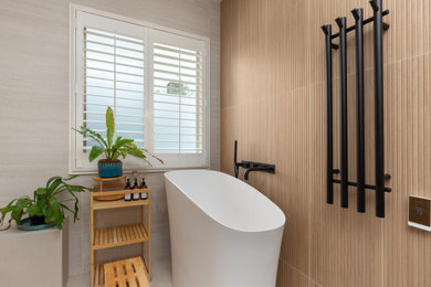 Bathroom - 1960s bathroom idea in San Diego