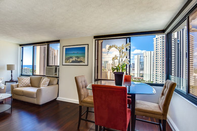 Dining room - contemporary dining room idea in Hawaii