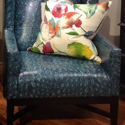 Featured Floor Samples - Armchairs And Accent Chairs