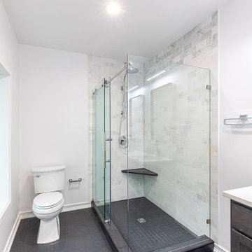 Black and White Contemporary Bathroom Design