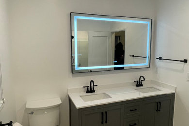Bathroom - bathroom idea in San Francisco