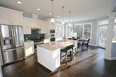 Inspiration for a timeless kitchen remodel in Minneapolis