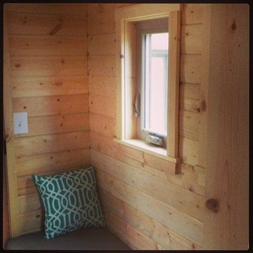 Tiny House - Couch