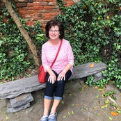 Lynda's photo
