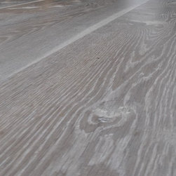 Mulveys Mountain Chalk Oak - Hardwood Flooring