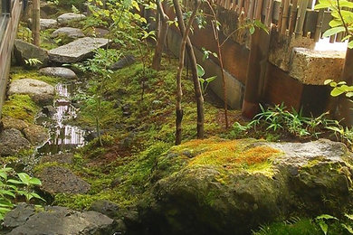 他の地域にある和風のおしゃれな竹垣の写真