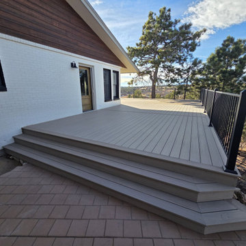 Wraparound Deck