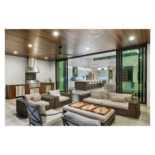 Camino Real Residence - Modern - Pool - Tampa - by April Balliette