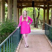 Caitlin White's photo