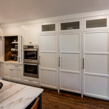 Functional Simplicity: A Modern Kitchen Space