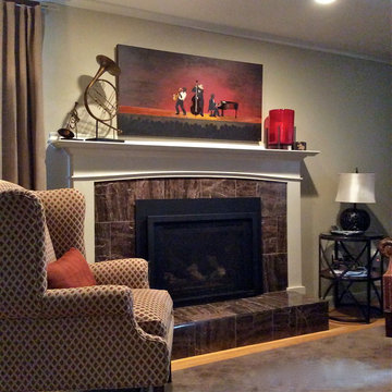 Urban Transitional Residence - Family Room